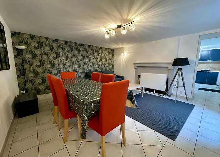 Le Des 2 Freres Holiday home *